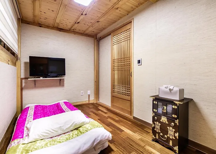 Aparthotel Sajikru 3*